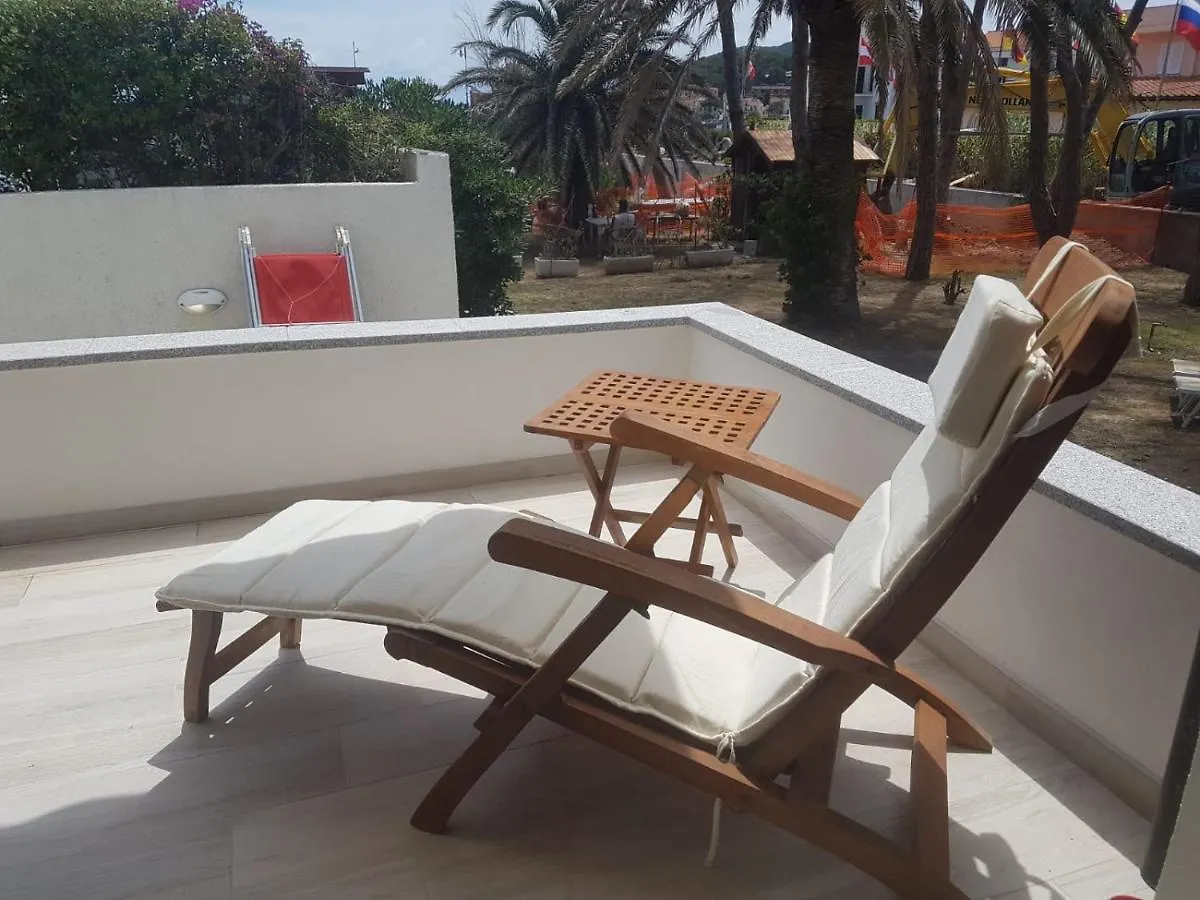 Golden River Apartment Marina di Campo