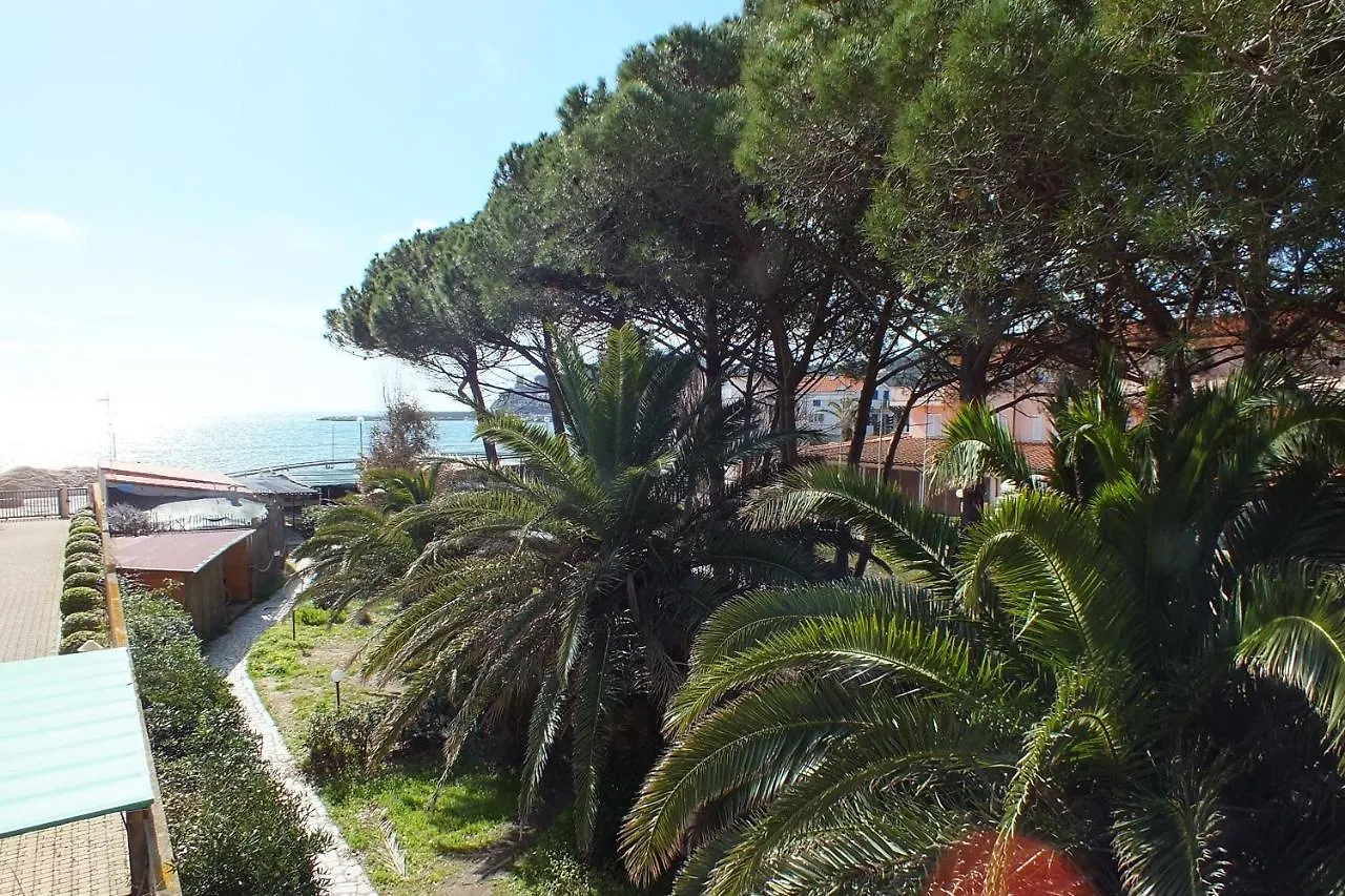 Golden River Apartment Marina di Campo 0*,