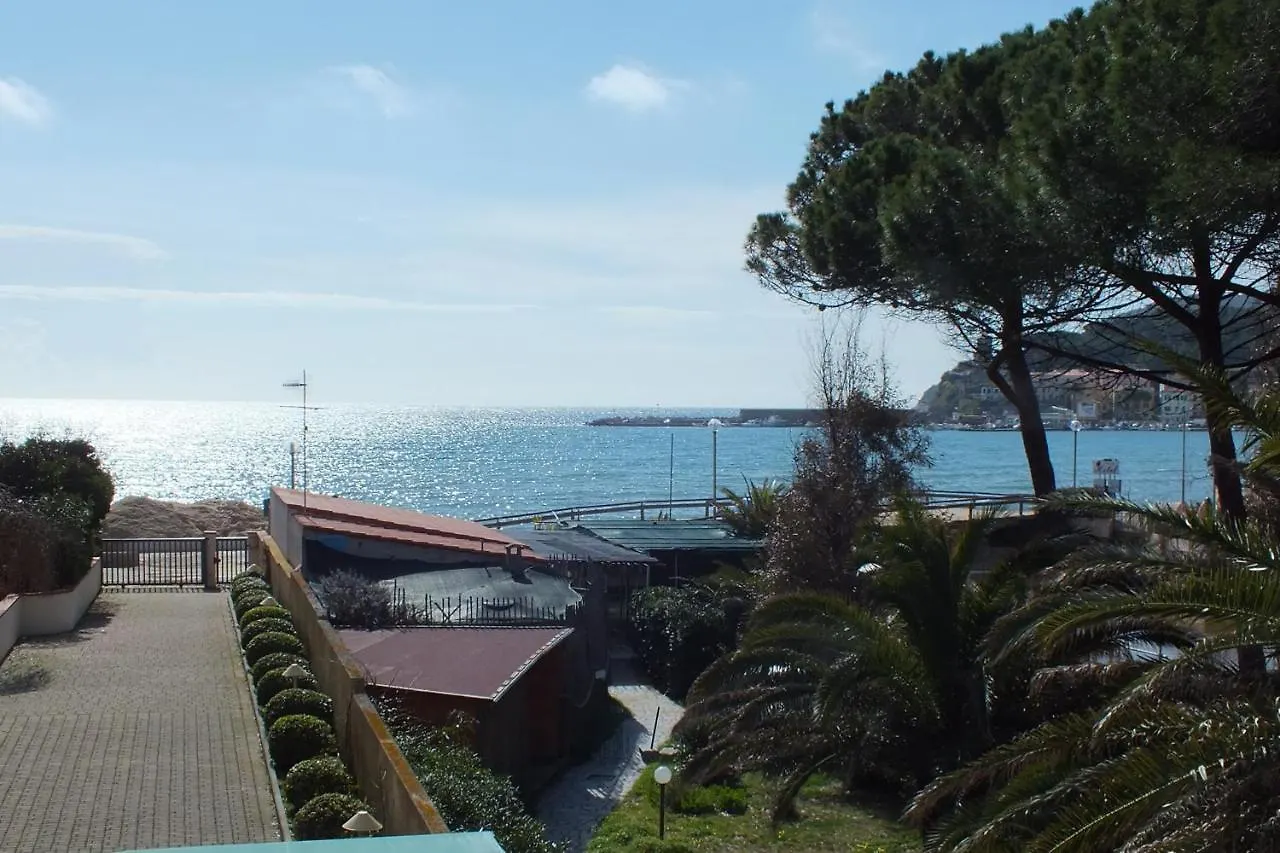 Golden River Apartment Marina di Campo