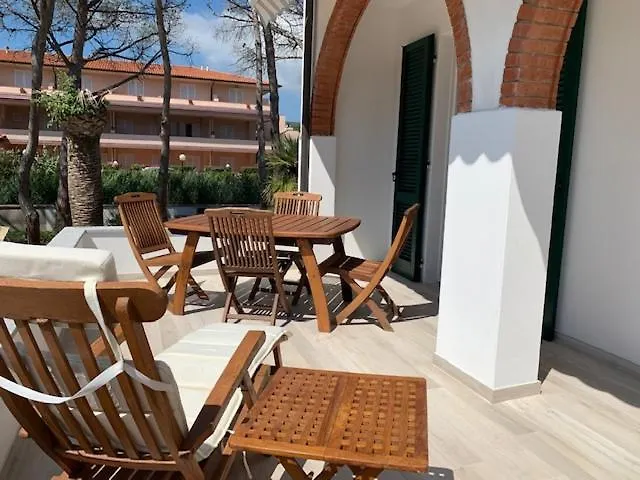 Golden River Apartment Marina di Campo 0*,  Italy