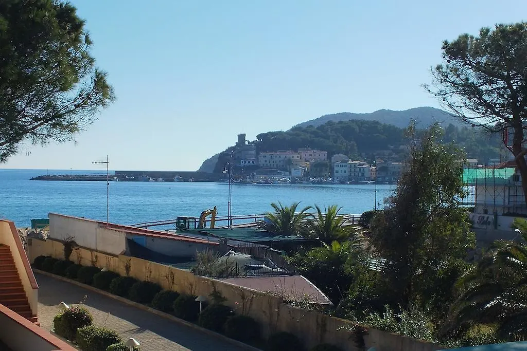 Golden River Apartment Marina di Campo